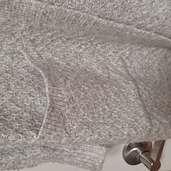 Sweater - Picture 3 of 4